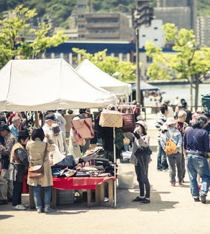 門司港 蚤の市